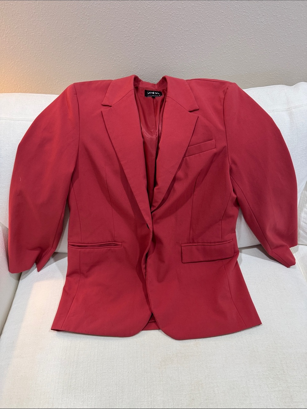 Zara Women’s Medium Red Tailored Blazer with Structured Shoulders